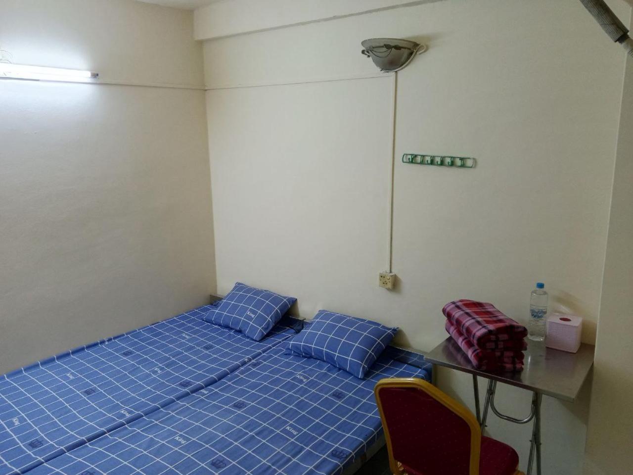 Hotel Jade Crown Yangon Esterno foto